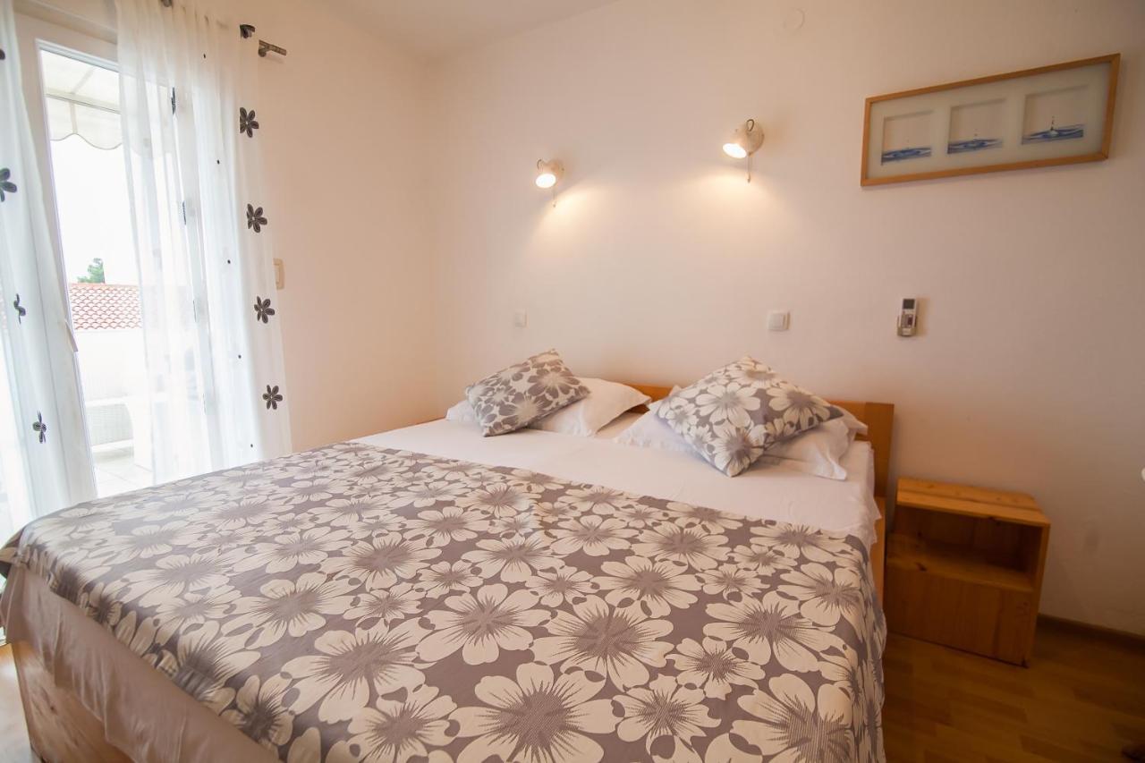 Kos Apartments Bol Ngoại thất bức ảnh