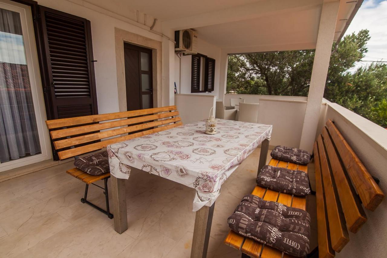 Kos Apartments Bol Ngoại thất bức ảnh