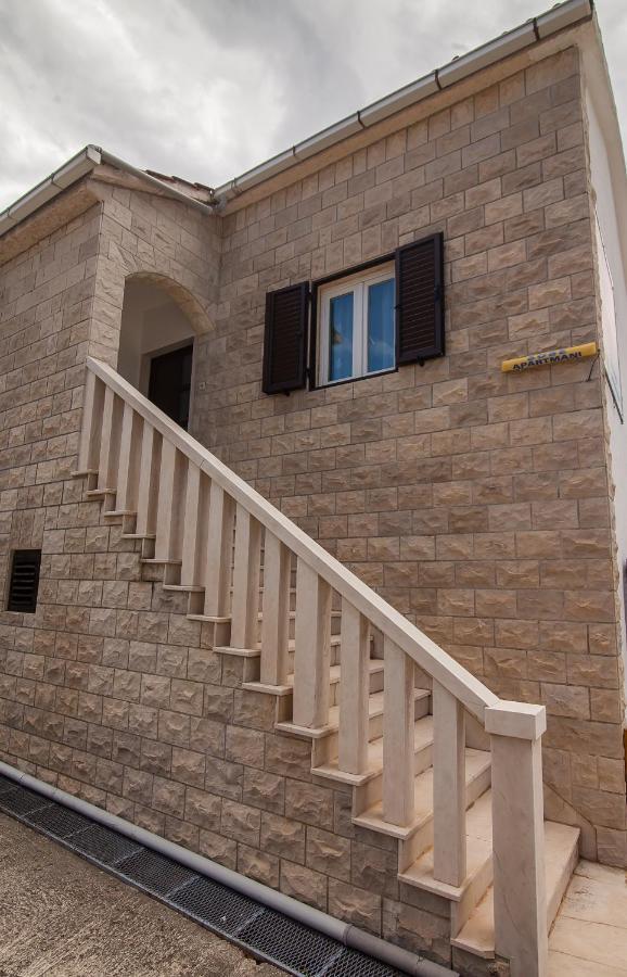 Kos Apartments Bol Ngoại thất bức ảnh